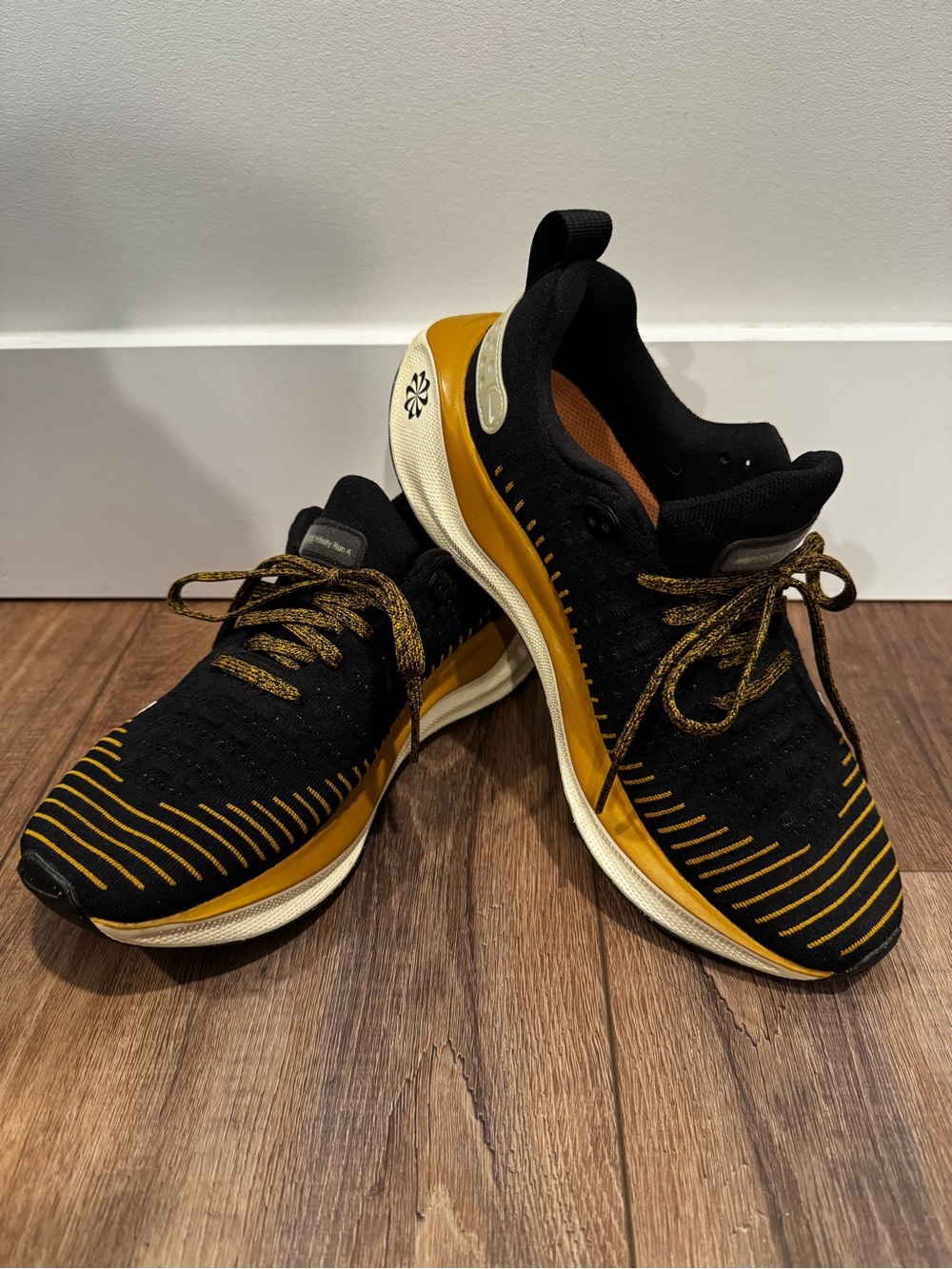 Nike ReactX InfinityRN 4 Black Gold Running Shoes Women’s 8.5 Men’s 7